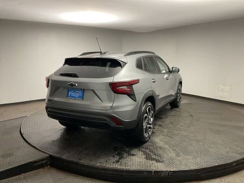 New 2026 Chevrolet Trax RS w/ Sunroof Package image 7