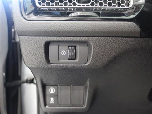 Certified 2023 Honda Civic LX image 30