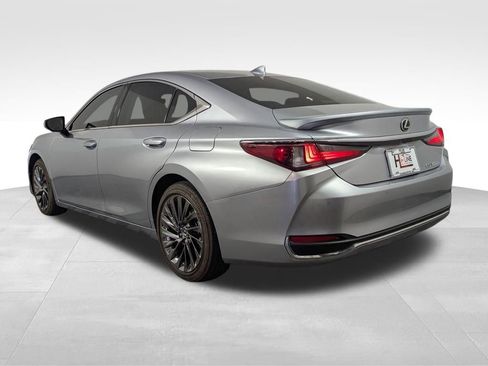 Used 2025 Lexus ES 300h Ultra Luxury w/ Accessory Package (Z1) image 24
