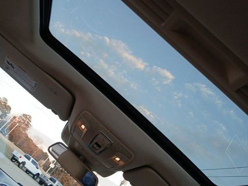 Used 2016 Mercedes-Benz GLE 350 4MATIC image 17