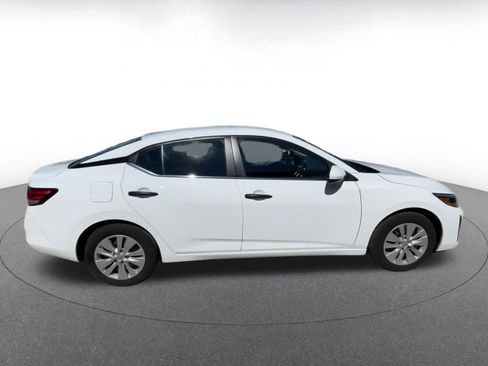 Used 2025 Nissan Sentra S FWD image 16