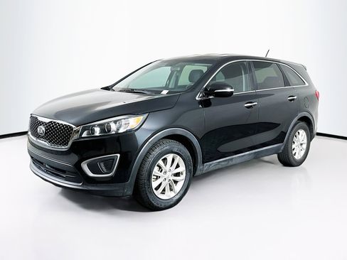 Used 2016 Kia Sorento L image 3
