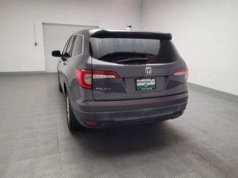 Used 2019 Honda Pilot LX image 6