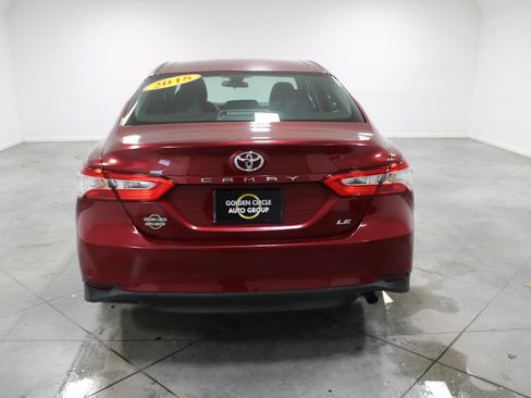Used 2018 Toyota Camry LE FWD image 8