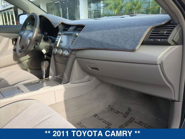 Used 2011 Toyota Camry LE FWD image 21