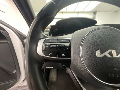 Used 2022 Kia K5 GT-Line FWD image 17