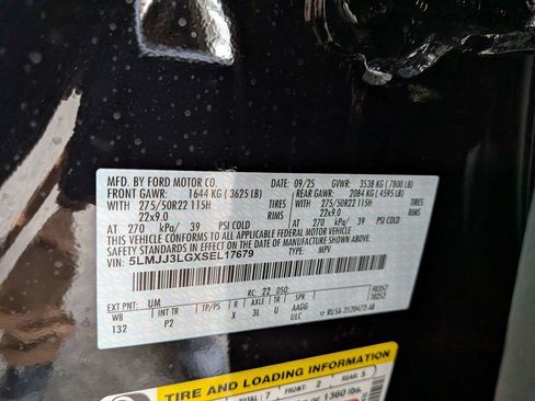 New 2025 Lincoln Navigator L Reserve w/ Jet Appearance Package image 37