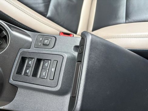 Used 2022 Ford Bronco Wildtrak image 31