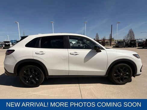 Used 2024 Honda HR-V Sport image 6