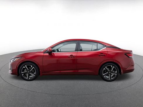 Used 2025 Nissan Sentra SV FWD image 4