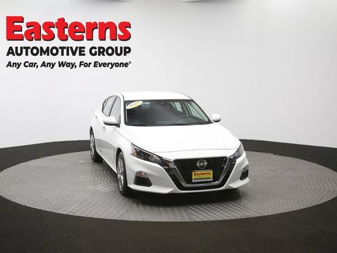 Used 2022 Nissan Altima 2.5 S FWD image 49
