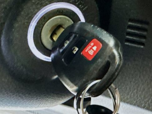 Used 2022 Toyota Tacoma SR5 RWD image 19