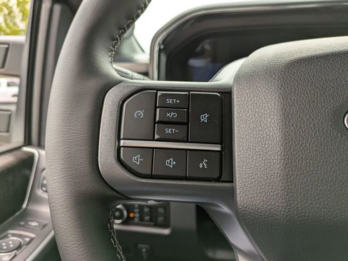 New 2025 Ford F250 Lariat image 27