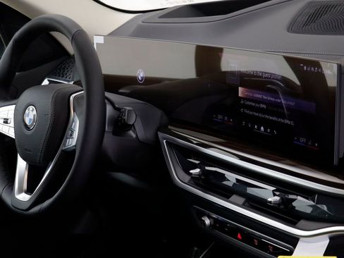 New 2026 BMW X7 xDrive40i w/ Climate Comfort Package image 21