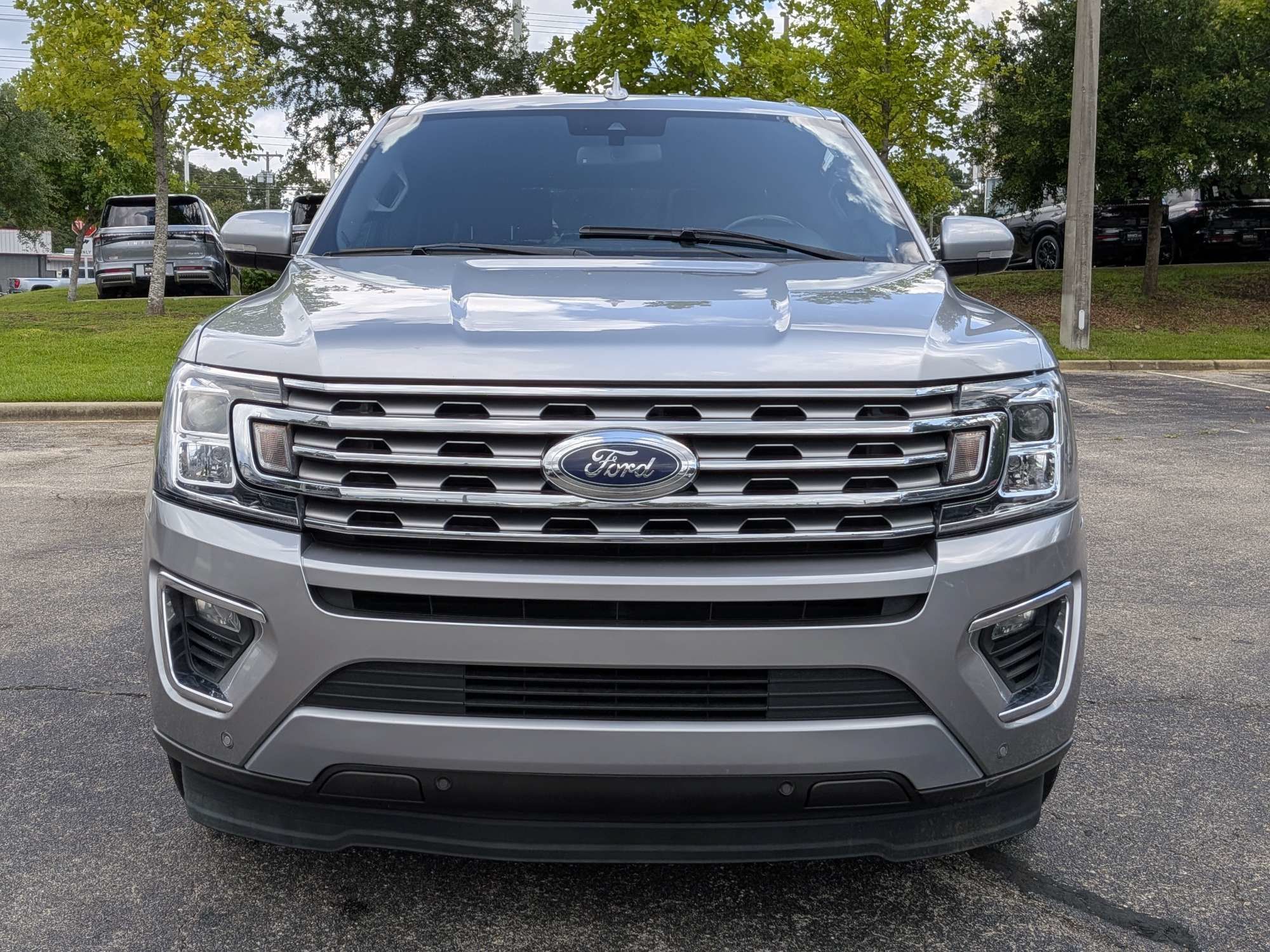 Used 2020 Ford Expedition Limited RWD image 9