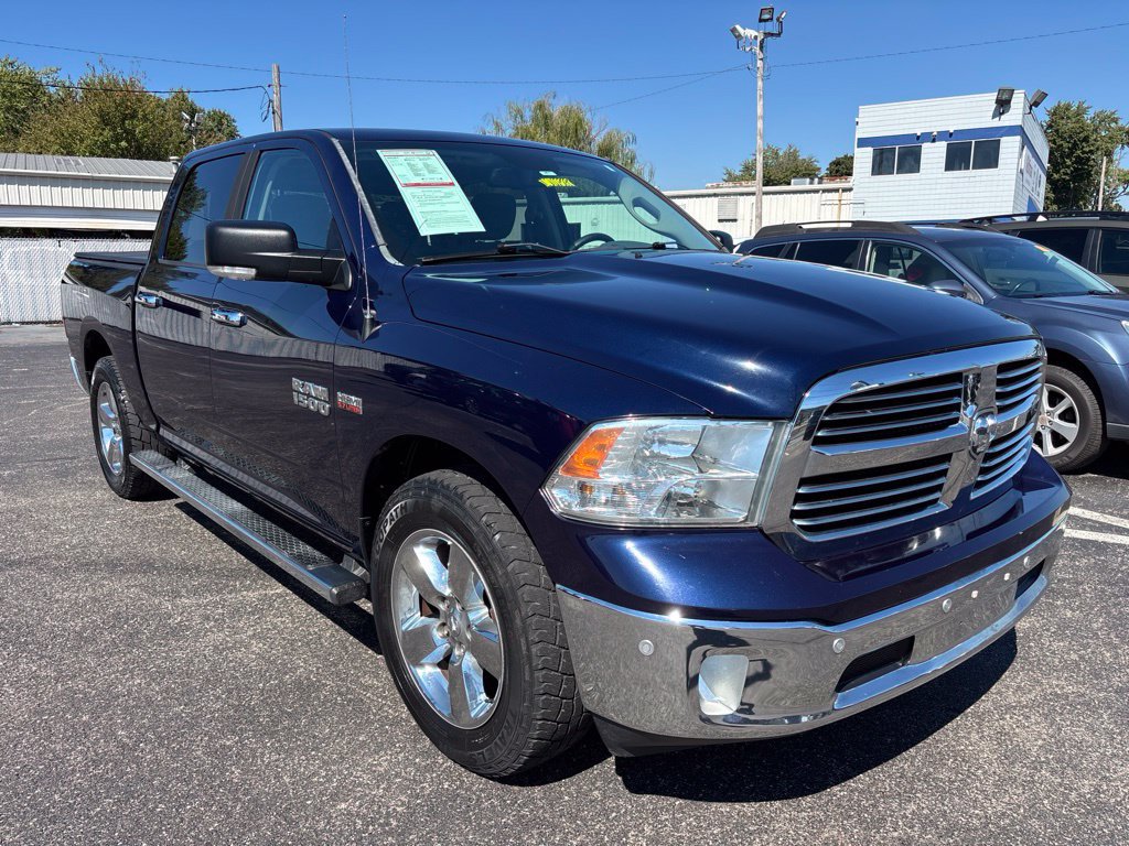 Used 2016 RAM 1500 Lone Star RWD image 1