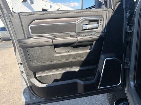 Used 2025 RAM 2500 Laramie w/ Night Edition AWD/4WD image 22