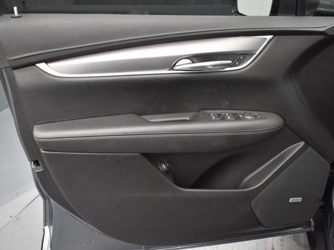 Used 2021 Cadillac XT5 Luxury AWD/4WD image 10