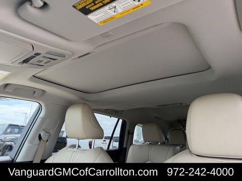Used 2021 Toyota Highlander Limited FWD image 27