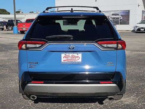 Used 2023 Toyota RAV4 XSE AWD/4WD image 6