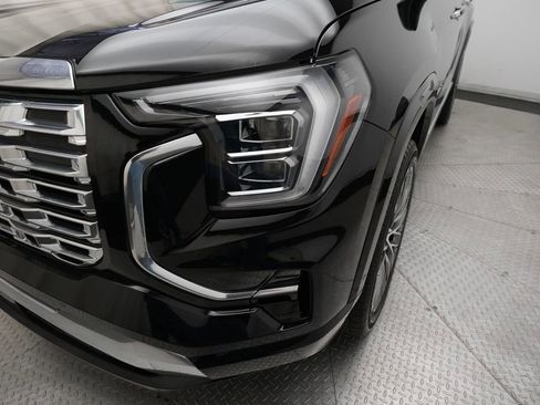 Used 2026 GMC Terrain Denali AWD/4WD image 23