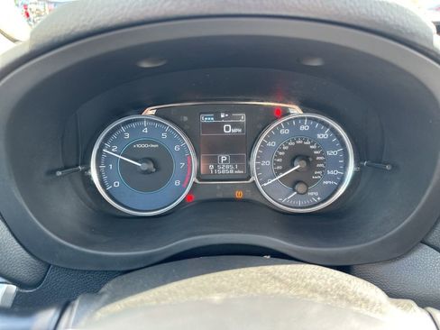 Used 2015 Subaru Crosstrek 2.0i Limited AWD/4WD image 2