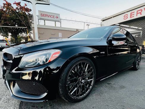 Used 2016 Mercedes-Benz C 450 AMG image 4