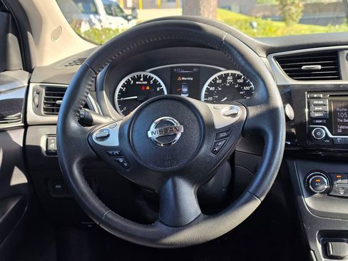 Used 2017 Nissan Sentra SV FWD image 20
