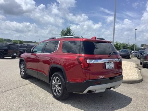 Used 2023 GMC Acadia SLT w/ Preferred Package AWD/4WD image 7