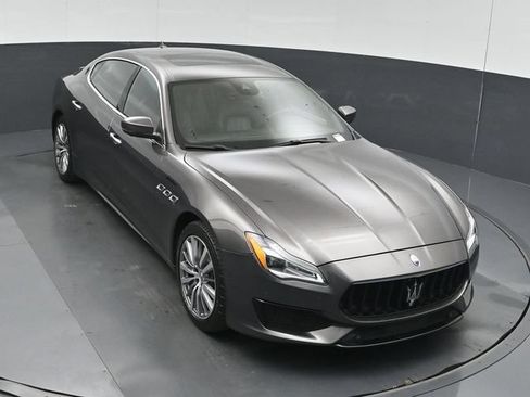 Used 2022 Maserati Quattroporte Modena Q4 AWD/4WD image 38