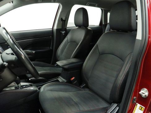 Used 2023 Mitsubishi Outlander Sport SE AWD/4WD image 8