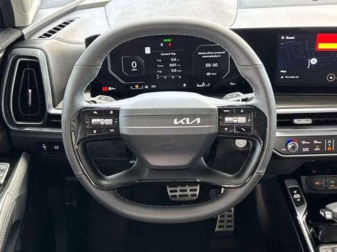 New 2026 Kia Sorento SX AWD/4WD image 17