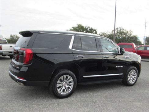 Used 2025 GMC Yukon Denali image 6