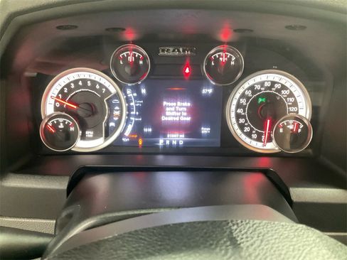 Used 2013 RAM 1500 Big Horn image 28