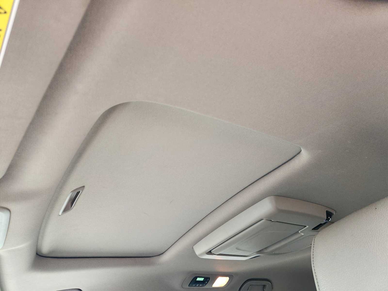 Used 2018 Honda Odyssey Elite image 23