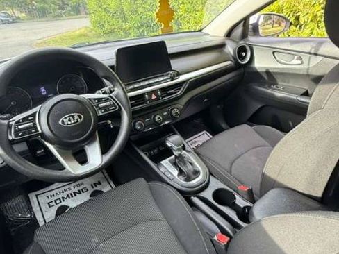 Used 2021 Kia Forte LXS FWD image 5