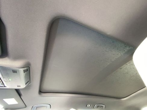 New 2026 Volkswagen Atlas Cross Sport SEL Premium R-Line image 18