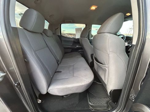 Used 2017 Toyota Tacoma SR5 w/ Tow Package image 28