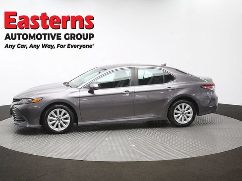 Used 2019 Toyota Camry LE FWD image 57