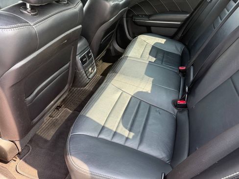 Used 2014 Dodge Charger R/T RWD image 9