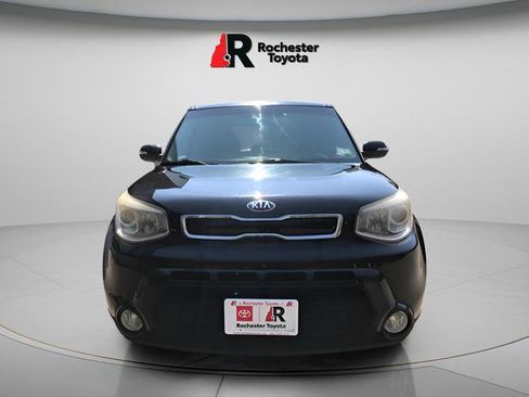 Used 2014 Kia Soul ! FWD image 3