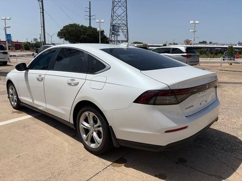 Used 2023 Honda Accord LX image 5