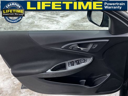 Used 2023 Chevrolet Malibu LT image 18