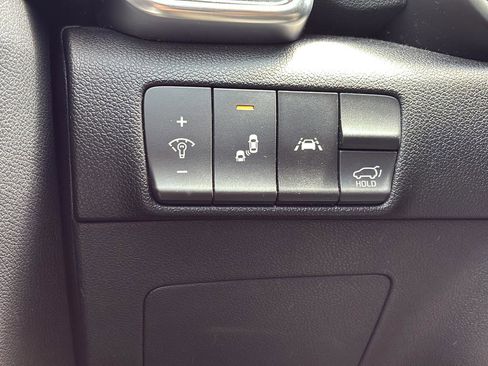 Used 2022 Kia Sportage EX w/ EX Technology Package FWD image 39
