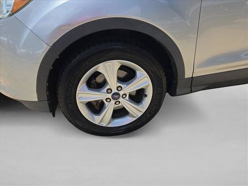 Used 2015 Ford Escape SE FWD image 19