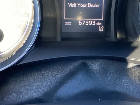 Used 2018 Toyota Camry SE w/ Moonroof Package image 28