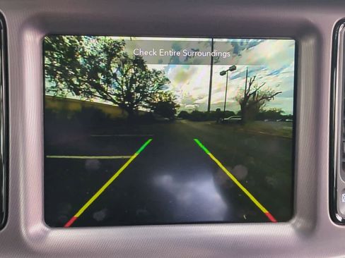 Used 2022 Dodge Challenger R/T w/ Plus Package image 29