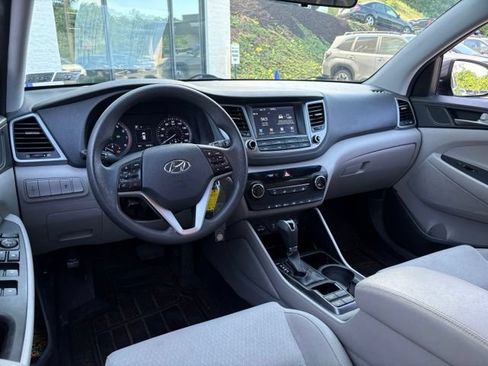 Used 2018 Hyundai Tucson SEL FWD image 11