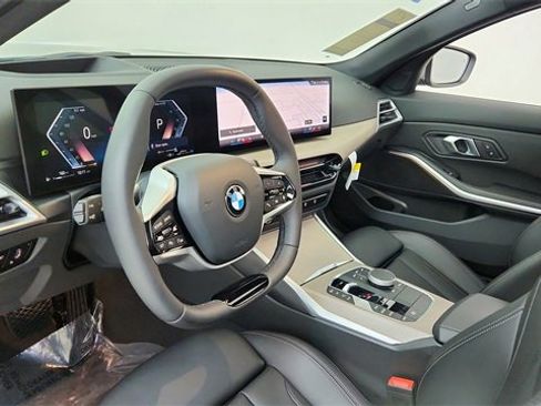 Used 2025 BMW 330i xDrive Sedan image 19