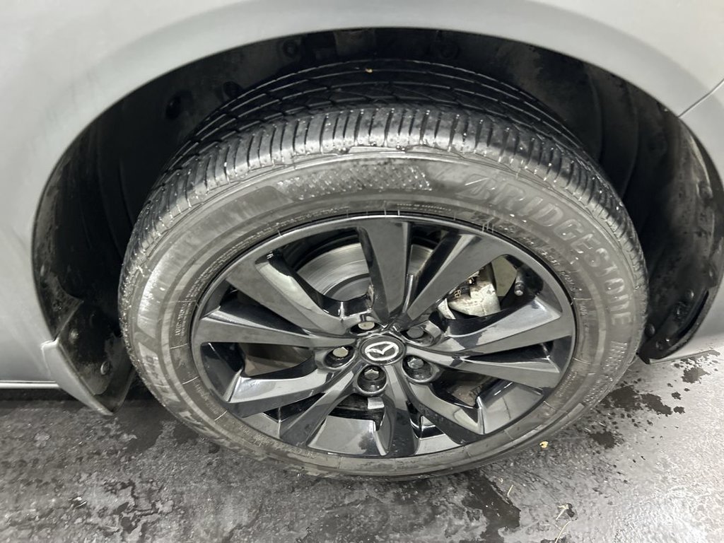 Certified 2025 MAZDA CX-30 AWD 2.5 S w/ Select Sport Pkg image 8